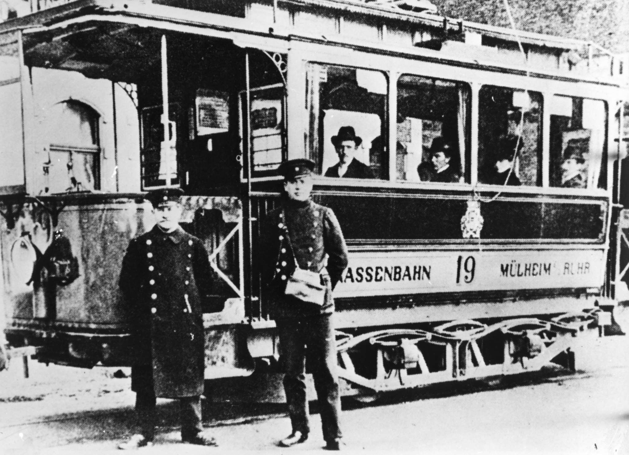 Erste Fahrt einer Mülheimer Straßenbahn 1897, Quelle: Stadtarchiv Mülheim an der Ruhr