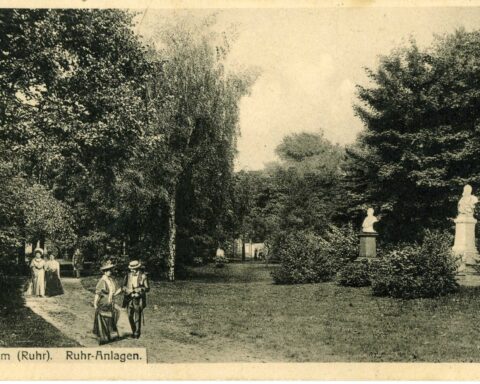 Historische Postkartenansicht der Ruhranlagen (Quelle: Stadtarchiv)