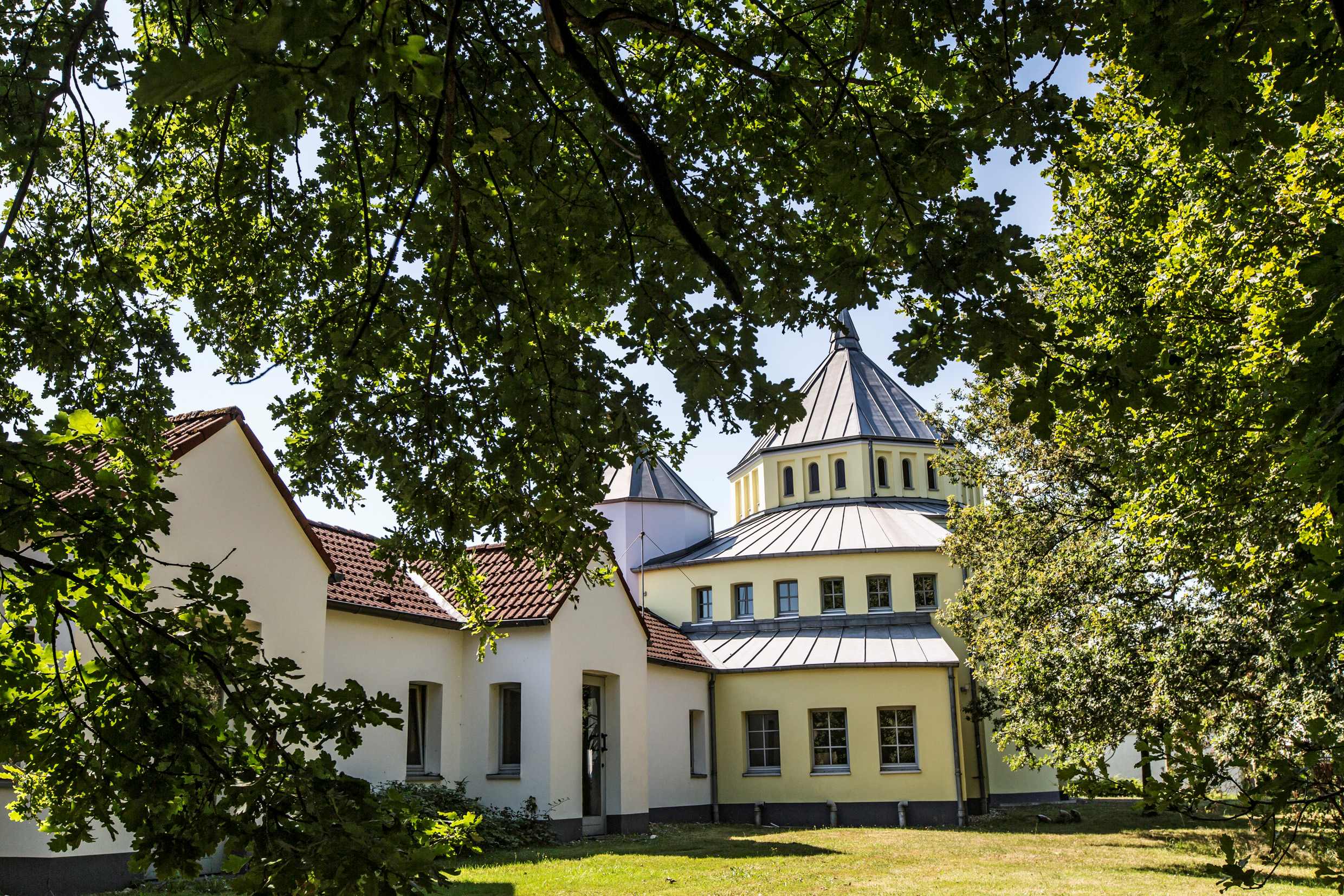 Aussenansicht Rathaus Fliednerdorf, Quelle: Theodor Fliedner Stiftung